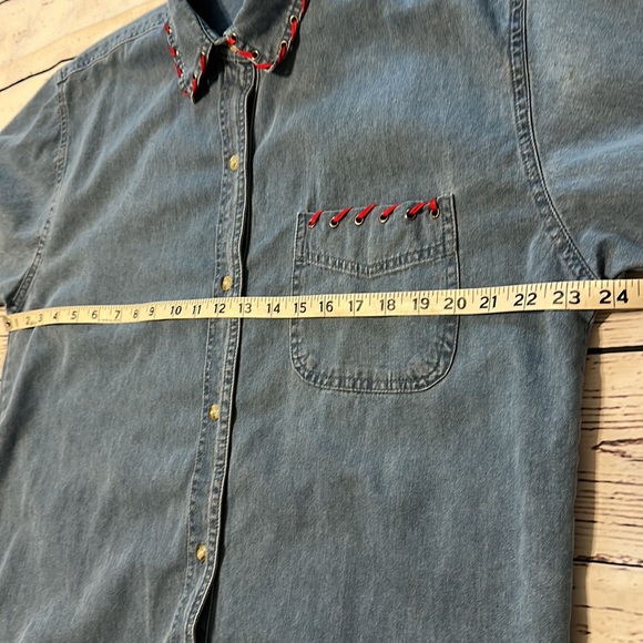 Threads on threads denim shirt - Picture 5 of 9